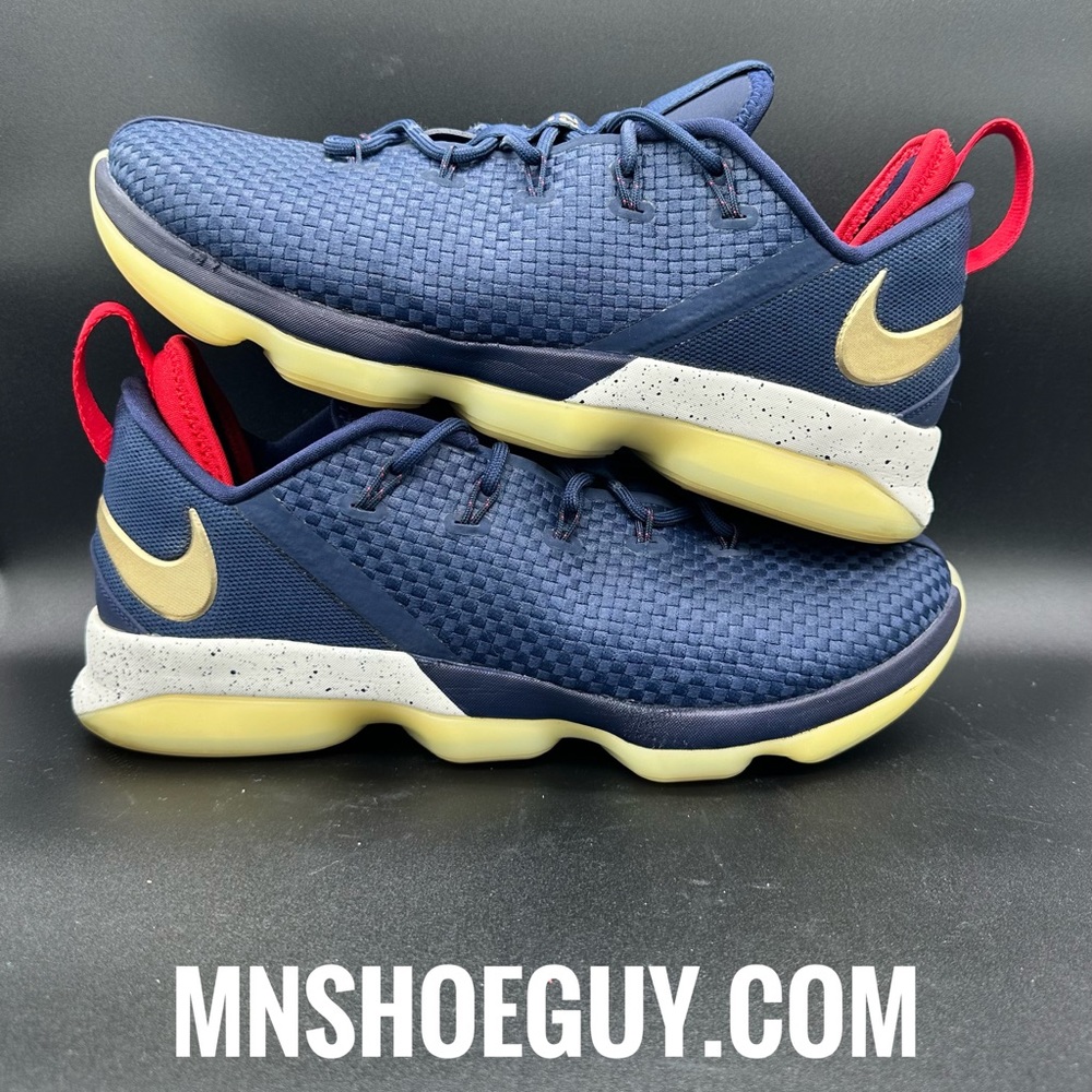 Nike LeBron 14 Low “Midnight Navy/Metallic Gold”